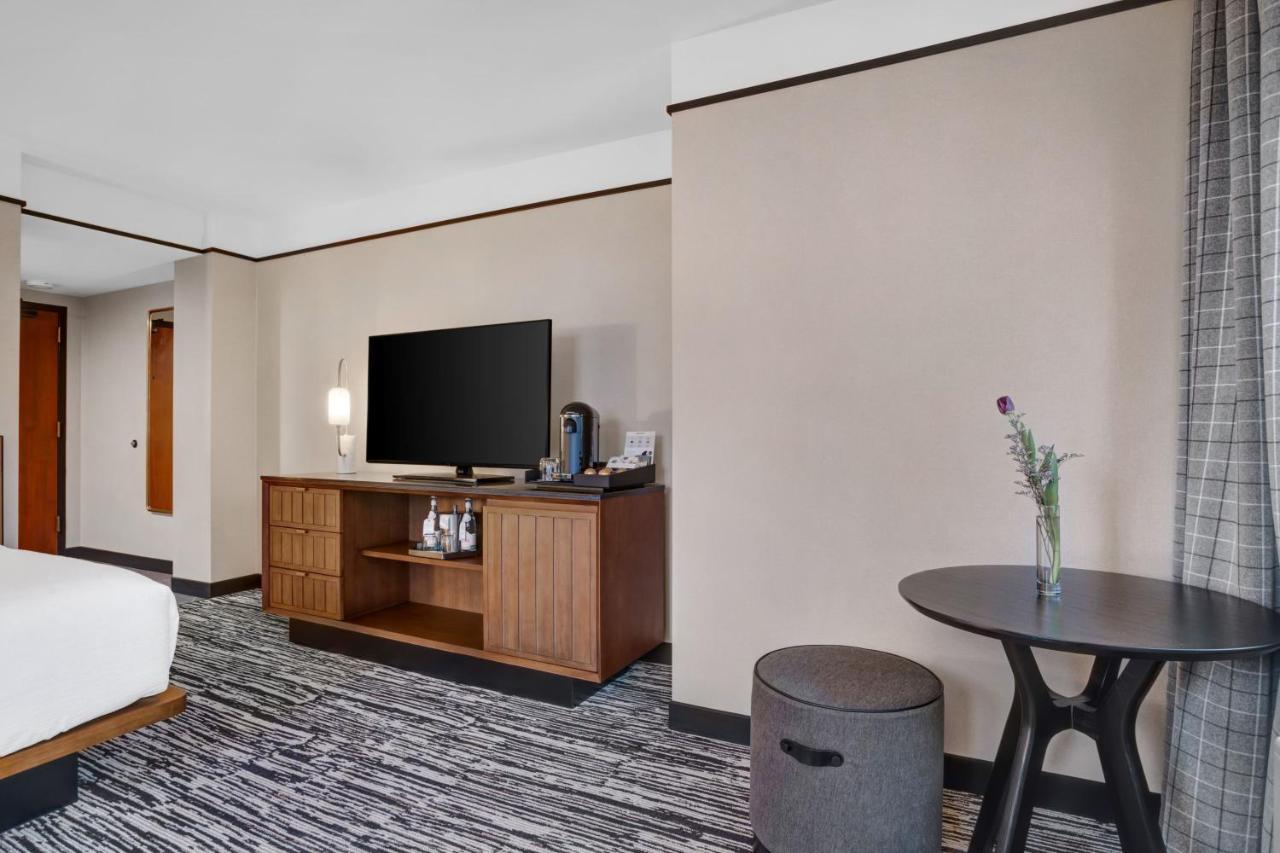 Hotel Indigo - Minneapolis Downtown By Ihg Exterior photo